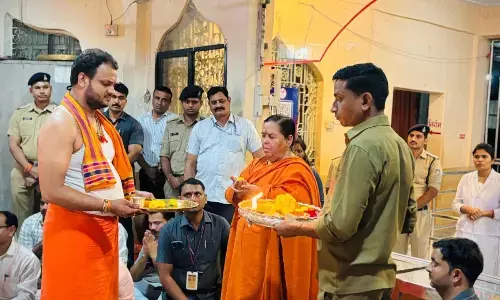 पूर्व मुख्यमंत्री उमा भारती ने जाम सांवली में की पूजा-अर्चना पूर्व मुख्यमंत्री उमा भारती ने जाम सांवली में की पूजा-अर्चना