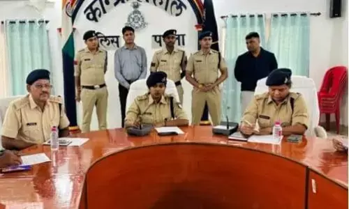 पन्ना कोतवाली पुलिस ने सुलझाया सनसनीखेज हत्याकांड, पिता का कातिल निकला अपना ही बेटा पश्चिम बंगाल से गिरफ्तार पन्ना कोतवाली पुलिस ने सुलझाया सनसनीखेज हत्याकांड, पिता का कातिल निकला अपना ही बेटा पश्चिम बंगाल से गिरफ्तार
