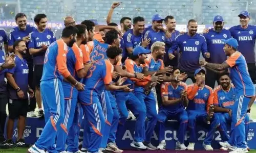 विनिंग ट्रॉफी लेने से अगर कोई भी टीम मना करती है, तो जानें कौन संभालेगा वो ट्रॉफी?