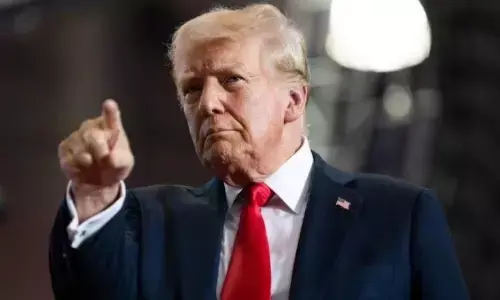 फार्मा सेक्टर के बाद अब ट्रंप ने गैर अमेरिकी फिल्मों पर लगाया 100% टैरिफ, भारतीय फिल्म इंडस्ट्री की बढ़ेगी मुश्किलें! फार्मा सेक्टर के बाद अब ट्रंप ने गैर अमेरिकी फिल्मों पर लगाया 100% टैरिफ, भारतीय फिल्म इंडस्ट्री की बढ़ेगी मुश्किलें!