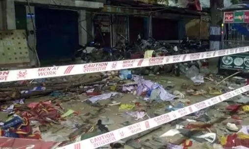 करूर भगदड़ केस में पुलिस ने टीवीके जिला सचिव वीपी मथियालगन को किया गिरफ्तार करूर भगदड़ केस में पुलिस ने टीवीके जिला सचिव वीपी मथियालगन को किया गिरफ्तार
