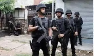यूपी एटीएस की बड़ी कार्रवाई, 4 संदिग्ध आतंकियों को किया गिरफ्तार यूपी एटीएस की बड़ी कार्रवाई, 4 संदिग्ध आतंकियों को किया गिरफ्तार