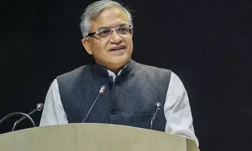 मुख्य चुनाव आयुक्त ज्ञानेश कुमार ने बिहार चुनाव को लेकर की बैठक, इन जरूरी व्यवस्थाओं पर किया मंथन मुख्य चुनाव आयुक्त ज्ञानेश कुमार ने बिहार चुनाव को लेकर की बैठक, इन जरूरी व्यवस्थाओं पर किया मंथन