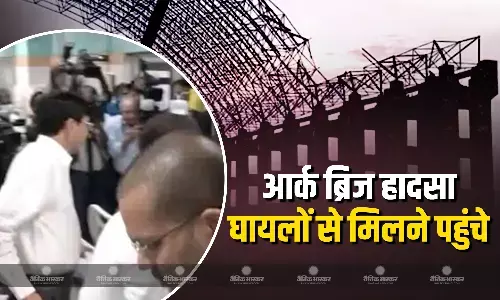 घायलों से मिलने अस्पताल पहुंचे तमिलनाडु विद्युत बोर्ड के सचिव एवं TANGEDCO के अध्यक्ष डॉ. जे. राधाकृष्णन और तमिलनाडु के मंत्री एस.एस. शिवशंकर