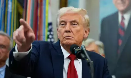 अमेरिकी राष्ट्रपति डोनाल्ड ट्रंप ने हमास को दिया अल्टीमेटम, कहा - अगर इनकार किया तो ऐसा कहर बरपेगा...