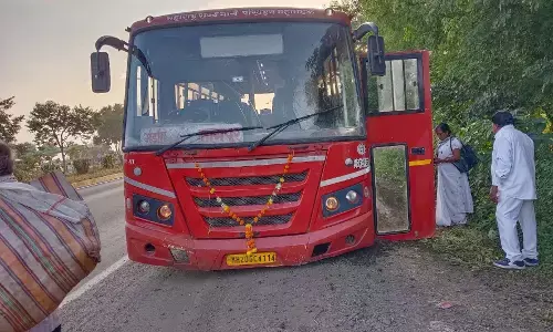 भंडारा से नागपुर के लिए निकली बस का पहिया हुआ अलग , बाल-बाल बचे यात्री