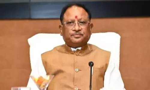 पीएम मुद्रा लोन योजना से बदल रही ग्रामीण महिलाओं की जिंदगी, सीएम साय को महिलाओं ने दिया धन्यवाद पीएम मुद्रा लोन योजना से बदल रही ग्रामीण महिलाओं की जिंदगी, सीएम साय को महिलाओं ने दिया धन्यवाद