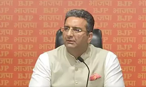 यह बात भूल जाएं कि राहुल गांधी..., CJI गवई के बुलडोजर वाले बयान पर BJP ने दी प्रतिक्रिया