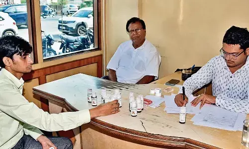 अब सुबह 10 से शाम 6 बजे तक कोर्ट में नहीं मिलते तहसीलदार, फिर से परेशान हो रहे लोग