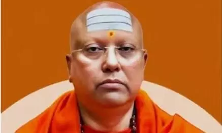 आस्था का चोला ओढ़े स्वामी चैतन्यानंद सोशल मीडिया पर अंजान लड़कियों की पोस्ट में घुसकर करता था अश्लील कमेंट आस्था का चोला ओढ़े स्वामी चैतन्यानंद सोशल मीडिया पर अंजान लड़कियों की पोस्ट में घुसकर करता था अश्लील कमेंट