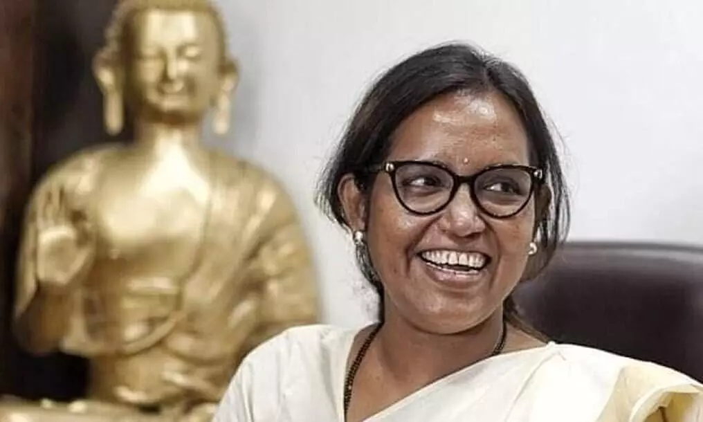 मुख्य न्यायाधीश भूषण गवई पर हमला न्याय व्यवस्था को धमकाने की साजिश - वर्षा गायकवाड मुख्य न्यायाधीश भूषण गवई पर हमला न्याय व्यवस्था को धमकाने की साजिश - वर्षा गायकवाड