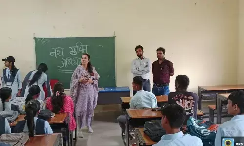 छत्रशाल महाविद्यालय में नशा मुक्ति हेतु जागरूकता रैली का आयोजन