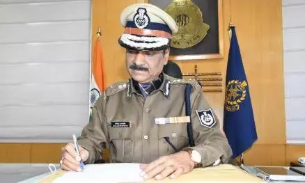 समय-समय पर पुलिस की कार्यशैली में अपग्रेडेशन जरुरी, स्टाफ ऑडिट प्रक्रिया में तेजी से काम करें-डीजीपी समय-समय पर पुलिस की कार्यशैली में अपग्रेडेशन जरुरी, स्टाफ ऑडिट प्रक्रिया में तेजी से काम करें-डीजीपी
