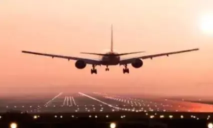 नई विमानन नीति के तहत सब्सीडी पाने के लिये दो निजी एयरलाईंस आगे आईं नई विमानन नीति के तहत सब्सीडी पाने के लिये दो निजी एयरलाईंस आगे आईं