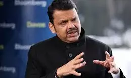 सीएम फडणवीस के आदेश की अवहेलना, बैंक किसानों को भेज रहे कर्ज वसूली के नोटिस