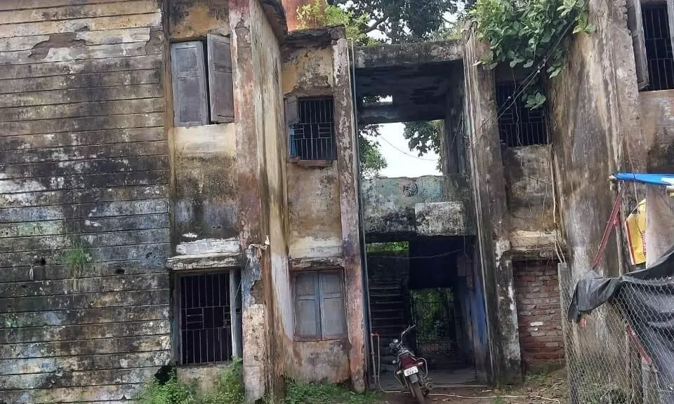 वेकोलि की 32 इमारतें होंगी ध्वस्त, जीत सोनकर हत्याकांड के बाद जागा प्रशासन वेकोलि की 32 इमारतें होंगी ध्वस्त, जीत सोनकर हत्याकांड के बाद जागा प्रशासन