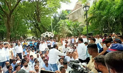ट्रैफ़िक मुक्त चाकण कृति समिति का पीएमआरडीए कार्यालय पर महामोर्चा ट्रैफ़िक मुक्त चाकण कृति समिति का पीएमआरडीए कार्यालय पर महामोर्चा