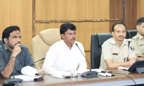 बिहार में छठ महापर्व को लेकर प्रशासन ने की समीक्षा बैठक, अधिकारियों को दिए सख्त निर्देश बिहार में छठ महापर्व को लेकर प्रशासन ने की समीक्षा बैठक, अधिकारियों को दिए सख्त निर्देश