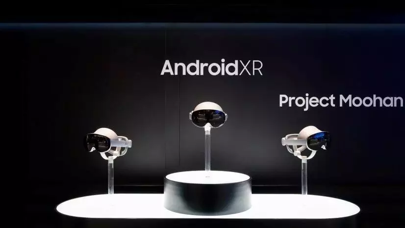 Samsung Galaxy XR प्रोजेक्ट मोहन हेडसेट के लीक हुए रेंडर, प्रमुख फीचर्स का मिला संकेत Samsung Galaxy XR प्रोजेक्ट मोहन हेडसेट के लीक हुए रेंडर, प्रमुख फीचर्स का मिला संकेत