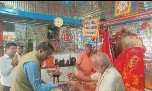 अल्प प्रवास पर पवई पहुंचे वन पर्यावरण मंत्री, मां कलेही का लिया आर्शीवाद अल्प प्रवास पर पवई पहुंचे वन पर्यावरण मंत्री, मां कलेही का लिया आर्शीवाद