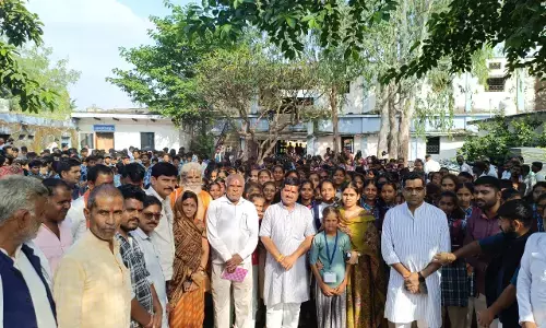 विधायक डॉ. राजेश वर्मा ने सांदीपनि विद्यालय गुनौर में छात्र-छात्राओं को वितरित की साइकिलें विधायक डॉ. राजेश वर्मा ने सांदीपनि विद्यालय गुनौर में छात्र-छात्राओं को वितरित की साइकिलें