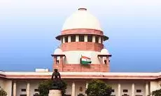 कैदियों को मताधिकार देने संबंधी पीआईएल पर केंद्र और चुनाव आयोग को नोटिस जारी कर मांगा जवाब कैदियों को मताधिकार देने संबंधी पीआईएल पर केंद्र और चुनाव आयोग को नोटिस जारी कर मांगा जवाब