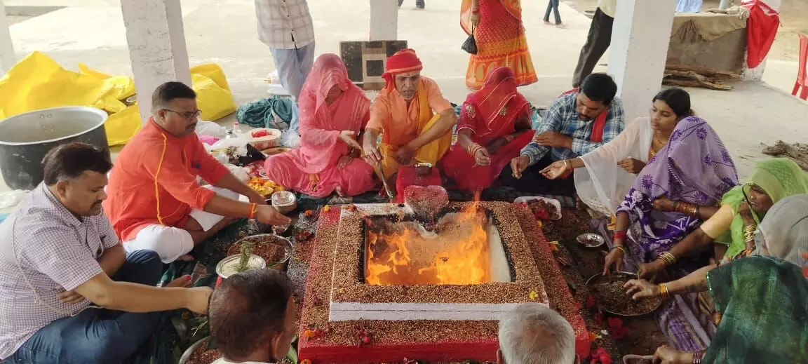 झाली के हनुमान मंदिर में श्रीमद्भागवत कथा का हुआ समापन झाली के हनुमान मंदिर में श्रीमद्भागवत कथा का हुआ समापन