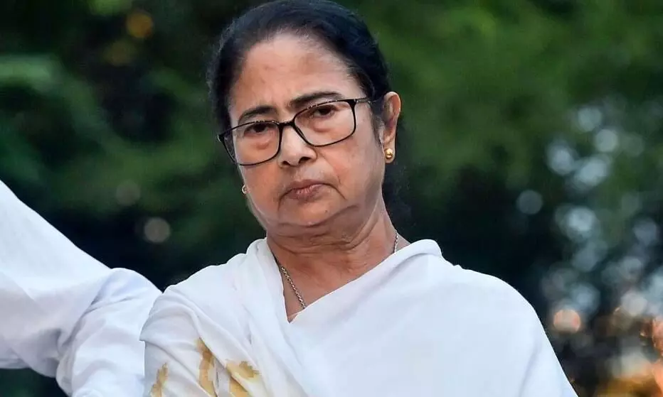 बलात्कारियों का सुरक्षित ठिकाना बना बंगाल, दुर्गापुर गैंगरेप पर BJP ने ममता सरकार को घेरा बलात्कारियों का सुरक्षित ठिकाना बना बंगाल, दुर्गापुर गैंगरेप पर BJP ने ममता सरकार को घेरा