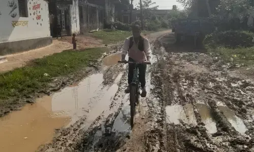 ग्राम रानीपुरा में पक्की सडक का सपना कब होगा पूरा ग्राम रानीपुरा में पक्की सडक का सपना कब होगा पूरा