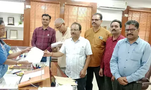 जिला औषधि विक्रेता संघ द्वारा कलेक्टर के नाम सौंपा गया ज्ञापन, कार्रवाई व जांच के संबध में रखी गई मांग जिला औषधि विक्रेता संघ द्वारा कलेक्टर के नाम सौंपा गया ज्ञापन, कार्रवाई व जांच के संबध में रखी गई मांग