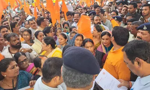 केशवाही की घटना के विरोध में प्रदर्शन, निकाली रैली, सौंपा ज्ञापन केशवाही की घटना के विरोध में प्रदर्शन, निकाली रैली, सौंपा ज्ञापन