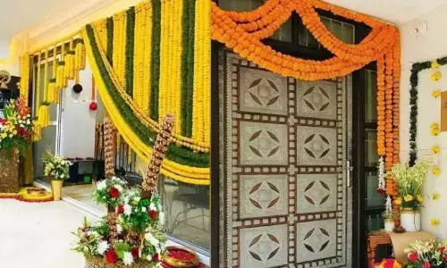 दिवाली की सजावट अपने मेन गेट से ही करें शुरू, यहां देखें खास सजावट की कुछ टिप्स, लक्ष्मी माता हो जाएंगी प्रसन्न