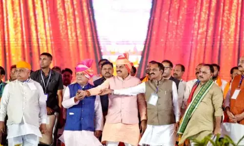 बहनों के कल्याण और उनके चेहरे पर मुस्कान लाने के लिए प्रतिबद्ध है राज्य सरकार - मुख्यमंत्री डॉ. यादव बहनों के कल्याण और उनके चेहरे पर मुस्कान लाने के लिए प्रतिबद्ध है राज्य सरकार - मुख्यमंत्री डॉ. यादव