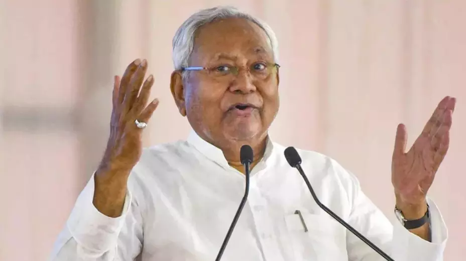 JDU में उम्मदीवारों के नाम हुए फाइनल! जानें पार्टी किन चेहरों पर लगा सकती है दांव JDU में उम्मदीवारों के नाम हुए फाइनल! जानें पार्टी किन चेहरों पर लगा सकती है दांव