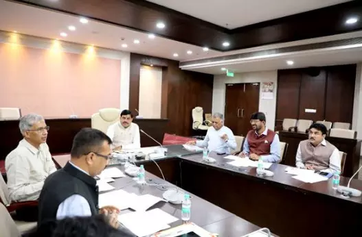 विश्वस्तरीय बनें उच्च शिक्षा के सभी संस्थान - मुख्यमंत्री डॉ. यादव विश्वस्तरीय बनें उच्च शिक्षा के सभी संस्थान - मुख्यमंत्री डॉ. यादव