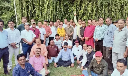 प्रत्येक अधिकारी-कर्मचारी की समस्या मेरी समस्या: कृष्ण पाल सिंह यादव प्रत्येक अधिकारी-कर्मचारी की समस्या मेरी समस्या: कृष्ण पाल सिंह यादव