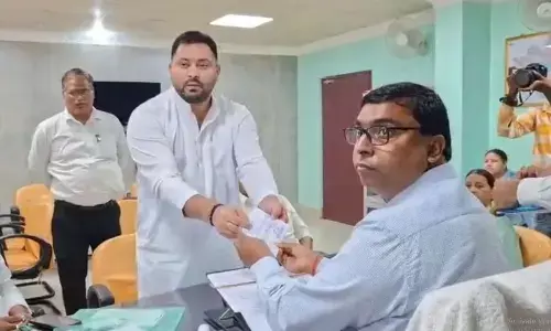 कितनी सीटों पर चुनाव लड़ेंगे तेजस्वी यादव, नामांकन भरने के बाद की तस्वीर साफ