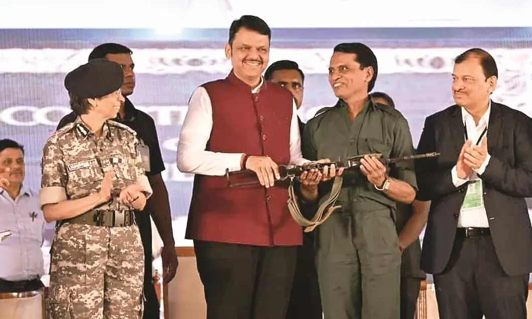 गड़चिरोली में 40 साल की लड़ाई का अब हो रहा अंत गड़चिरोली में 40 साल की लड़ाई का अब हो रहा अंत