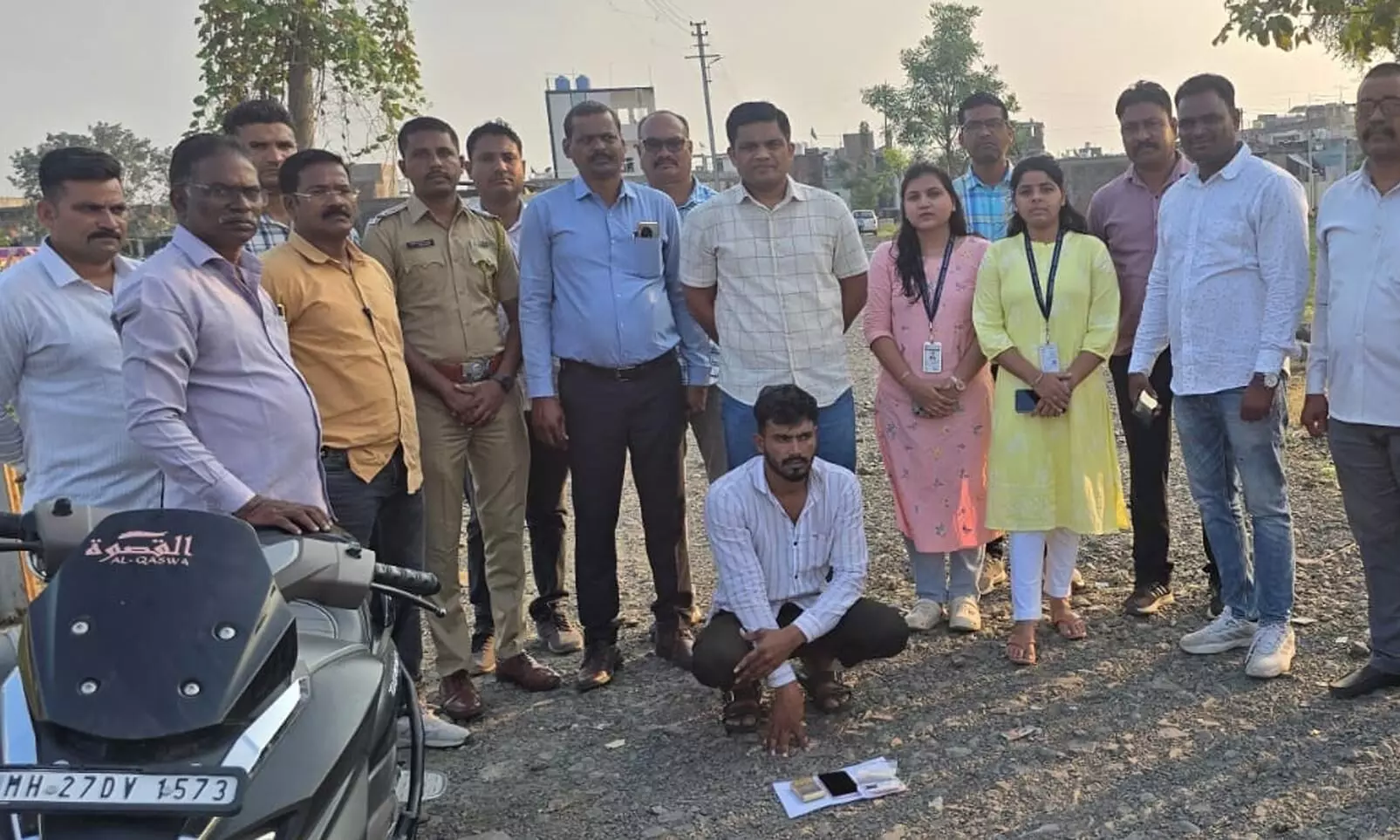 नकली नोट के सौदागरों का पर्दाफाश, 3 आरोपी गिरफ्तार, 1 फरार नकली नोट के सौदागरों का पर्दाफाश, 3 आरोपी गिरफ्तार, 1 फरार