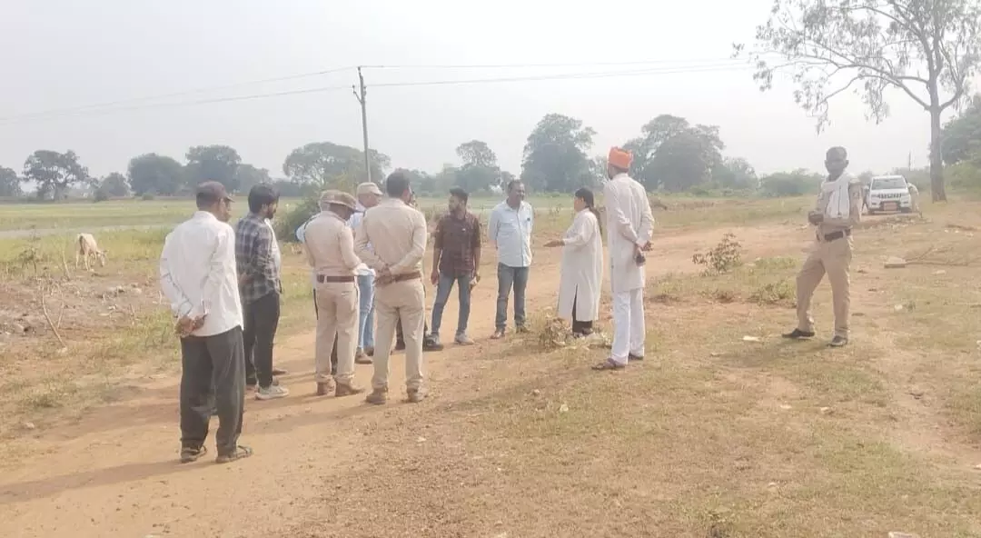 वन विभाग व राजस्व विभाग आमने-सामने, नगर परिषद कार्यालय का प्रस्तावित भवन निर्माण विवादों के घेरे में वन विभाग व राजस्व विभाग आमने-सामने, नगर परिषद कार्यालय का प्रस्तावित भवन निर्माण विवादों के घेरे में
