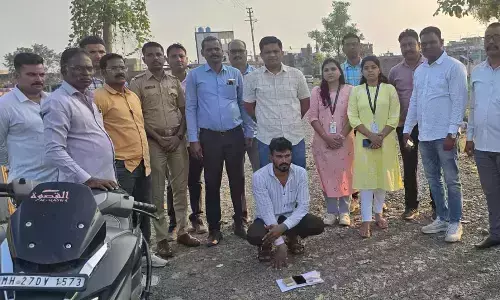 नकली नोट के सौदागरों का पर्दाफाश, 3 आरोपी गिरफ्तार, 1 फरार नकली नोट के सौदागरों का पर्दाफाश, 3 आरोपी गिरफ्तार, 1 फरार
