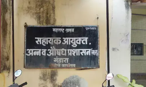 भंडारा में अन्न व औषधि प्रशासन विभाग का 19 दुकानों पर छापा भंडारा में अन्न व औषधि प्रशासन विभाग का 19 दुकानों पर छापा