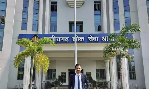 मदन साहू बने खनिज निरीक्षक, छत्तीसगढ़ लोक सेवा आयोग द्वारा आयोजित परीक्षा में मिला पांचवां स्थान मदन साहू बने खनिज निरीक्षक, छत्तीसगढ़ लोक सेवा आयोग द्वारा आयोजित परीक्षा में मिला पांचवां स्थान