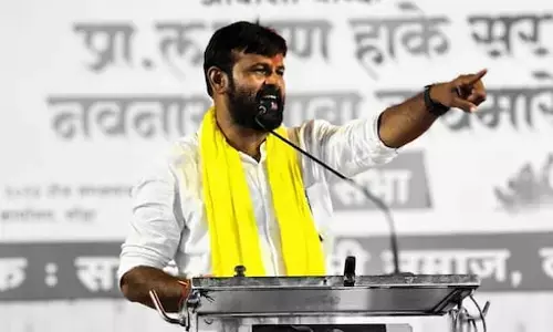 सरकारी आदेश से ओबीसी आरक्षण समाप्त -हाके सरकारी आदेश से ओबीसी आरक्षण समाप्त -हाके