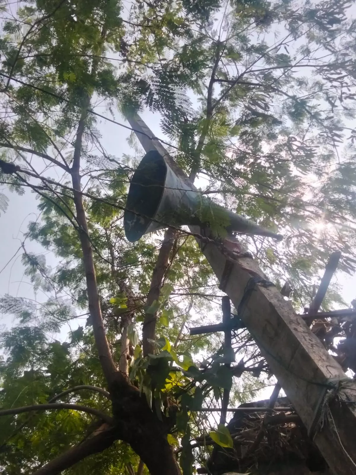 लाउडस्पीकर उतारने को लेकर दो पक्षों में विवाद युवक के साथ मारपीट लाउडस्पीकर उतारने को लेकर दो पक्षों में विवाद युवक के साथ मारपीट