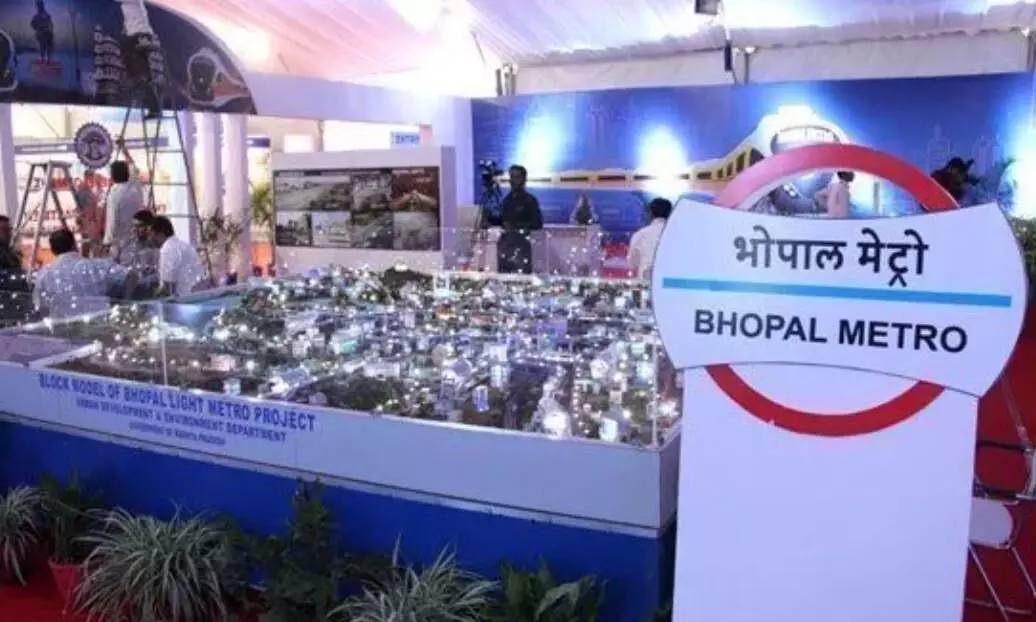 मेट्रो रेल सुरक्षा आयुक्त की टीम ने किया निरीक्षण, अंतिम निरीक्षण के बाद कमर्शियल रन के लिए चलेगी मेट्रो मेट्रो रेल सुरक्षा आयुक्त की टीम ने किया निरीक्षण, अंतिम निरीक्षण के बाद कमर्शियल रन के लिए चलेगी मेट्रो