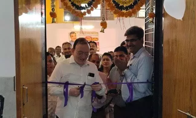 सतरंजीपुरा में विधायक कृष्णा खोपड़े ने किया आयुष्मान स्वास्थ्य मंदिर के हॉल का उद्घाटन सतरंजीपुरा में विधायक कृष्णा खोपड़े ने किया आयुष्मान स्वास्थ्य मंदिर के हॉल का उद्घाटन
