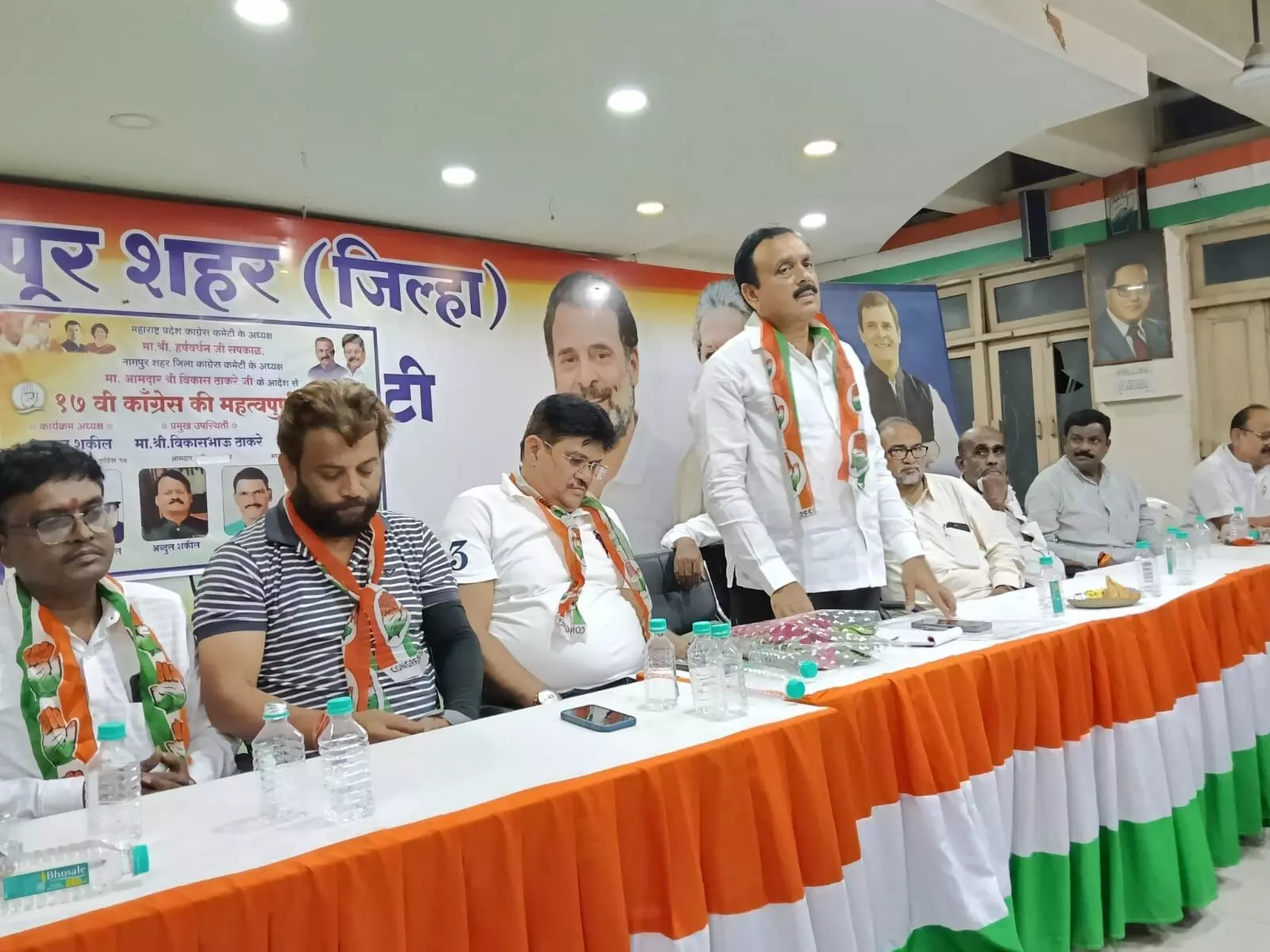 कांग्रेस में ब्लाक स्तर पर उम्मीदवार चयन प्रक्रिया शुरु, निरीक्षक ले रहे जानकारी कांग्रेस में ब्लाक स्तर पर उम्मीदवार चयन प्रक्रिया शुरु, निरीक्षक ले रहे जानकारी