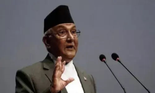 नेपाल कम्युनिस्ट पार्टी (एमाले) के अध्यक्ष और पूर्व प्रधानमंत्री केपी शर्मा ओली ने आगामी चुनाव से दूरी बनाने की घोषणा की नेपाल कम्युनिस्ट पार्टी (एमाले) के अध्यक्ष और पूर्व प्रधानमंत्री केपी शर्मा ओली ने आगामी चुनाव से दूरी बनाने की घोषणा की