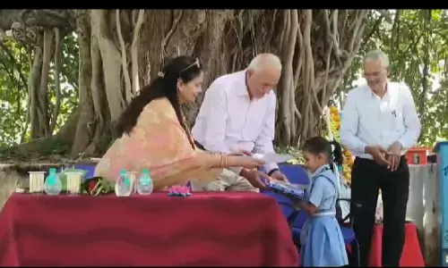 दीपावली पर्व पर छात्र-छात्राओं ने बनाई आकर्षक ड्राफ्ट व पेटिँग दीपावली पर्व पर छात्र-छात्राओं ने बनाई आकर्षक ड्राफ्ट व पेटिँग